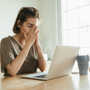 Digitales Blaulicht: Wie Sie Ihre Augen mit spezifischen Nahrungsergänzungsmitteln schützen können